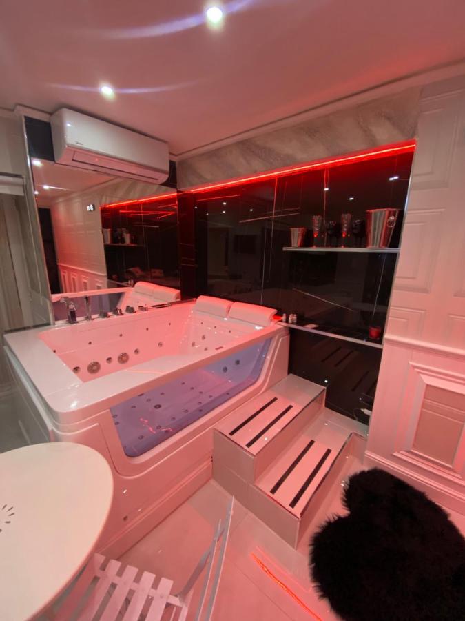 Samm B&B Porta San Gennaro Neapol Zewnętrze zdjęcie
