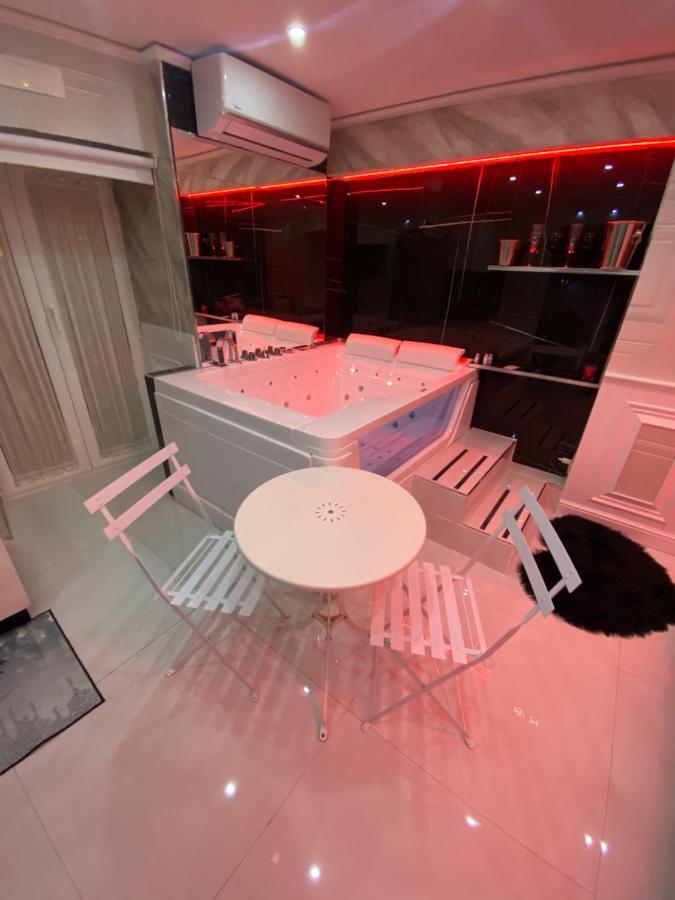 Samm B&B Porta San Gennaro Neapol Zewnętrze zdjęcie